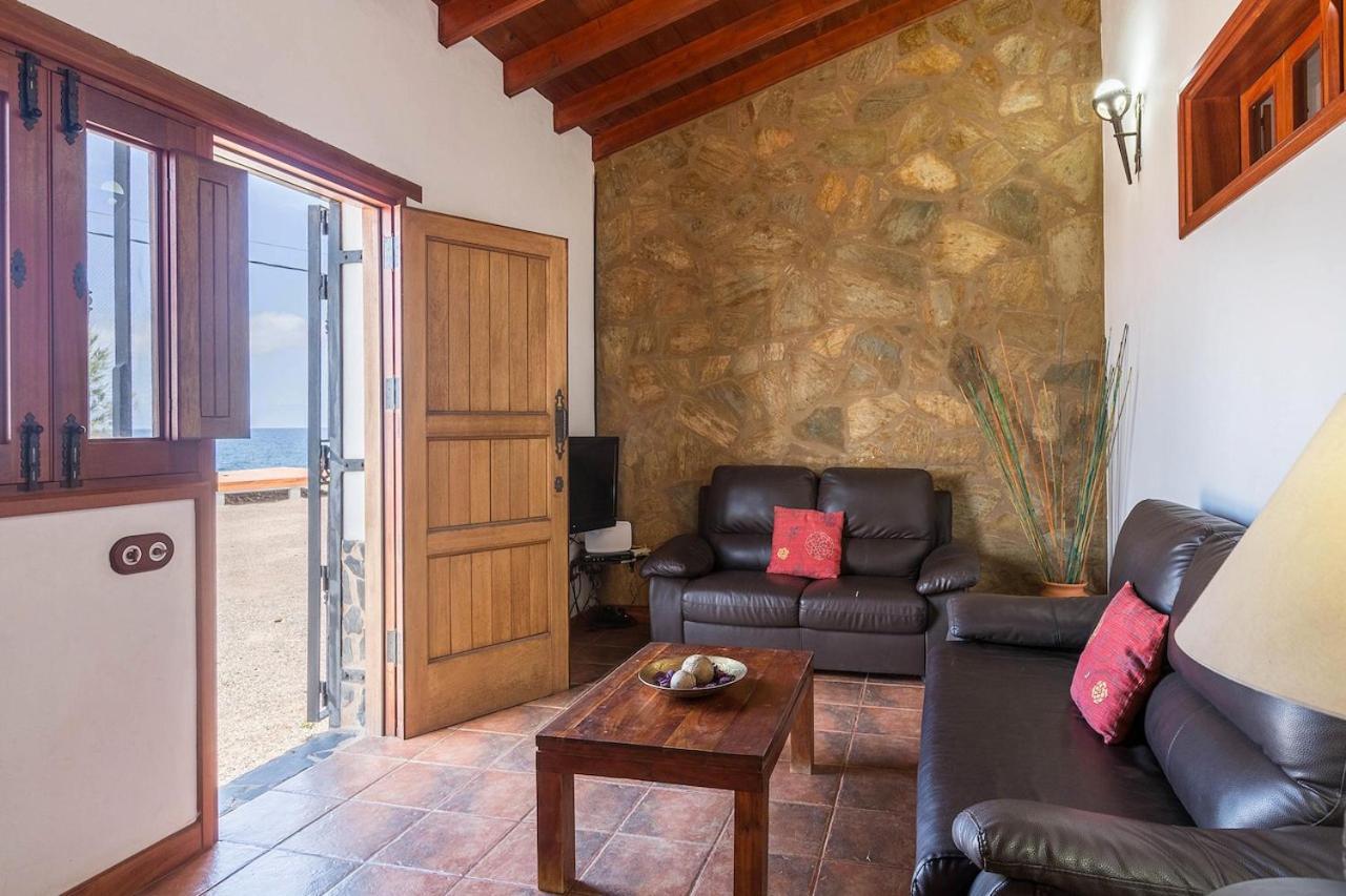 Casa Costera Playa De Tasarte Villa San Nicolás Exteriör bild